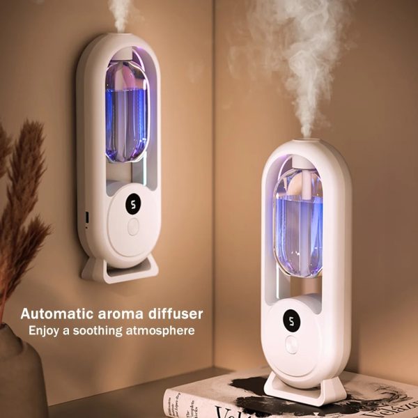 Compact essential oil diffuser with 50ml tank